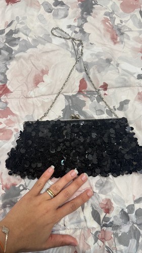 Vintage black sequin kiss - black,